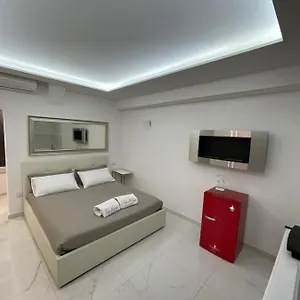 Room&spa Caravaggio , Napoli Italia